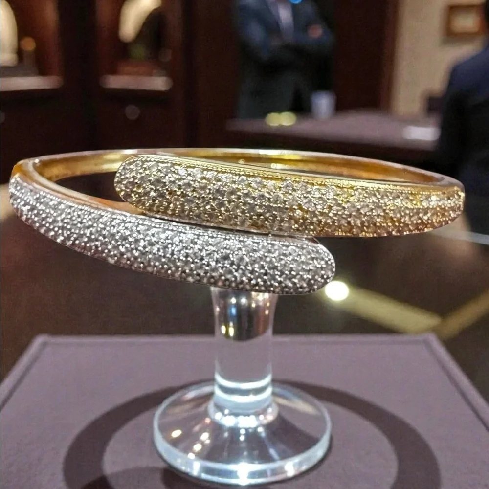 PAVÉ DOME CRYSTAL GOLD TWO-TONE BANGLE BRACELET. NWOT. - Picture 9 of 14